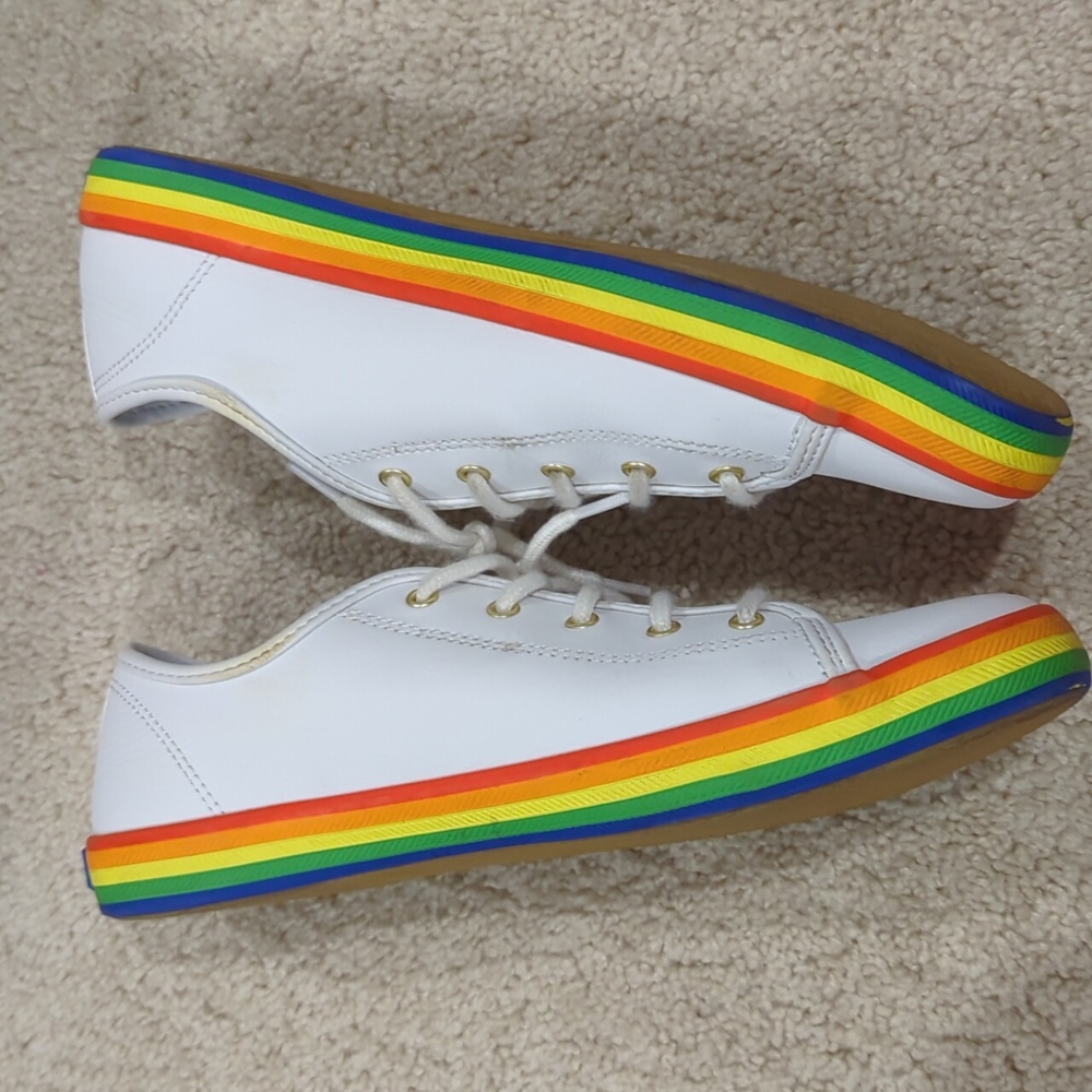 Keds Rainbow 🌈 Memory Foam sz 5 (fits like a sz 6)